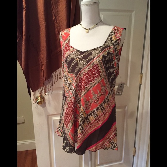 Tops - 🆕 🌸ZOZO NWT XL Tank.🌸